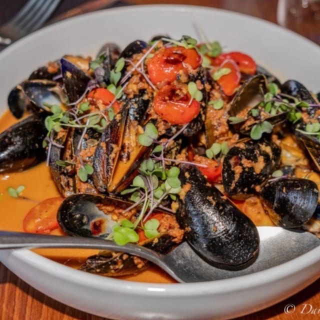 Steamed Mussels.
